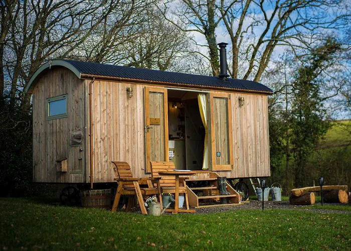 Little Ash Glamping - Luxury Shepherd\'S Huts