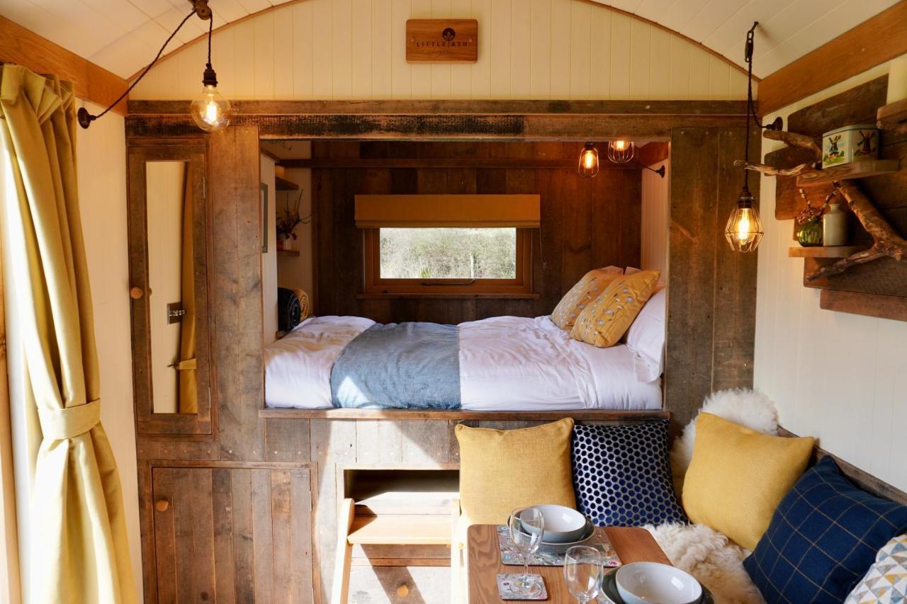 Little Ash Glamping - Luxury Shepherd's Huts Holiday home *