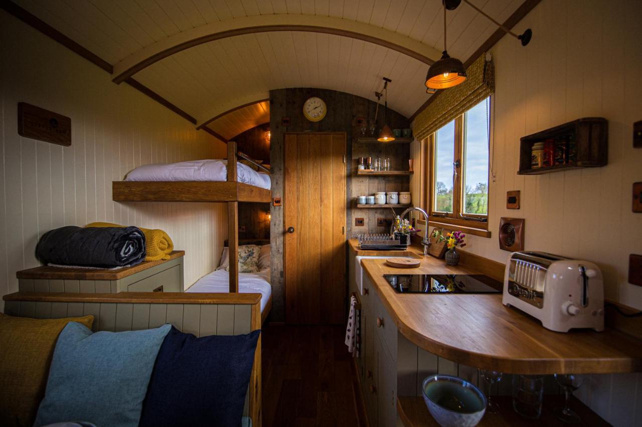 Little Ash Glamping - Luxury Shepherd's Huts Holiday home