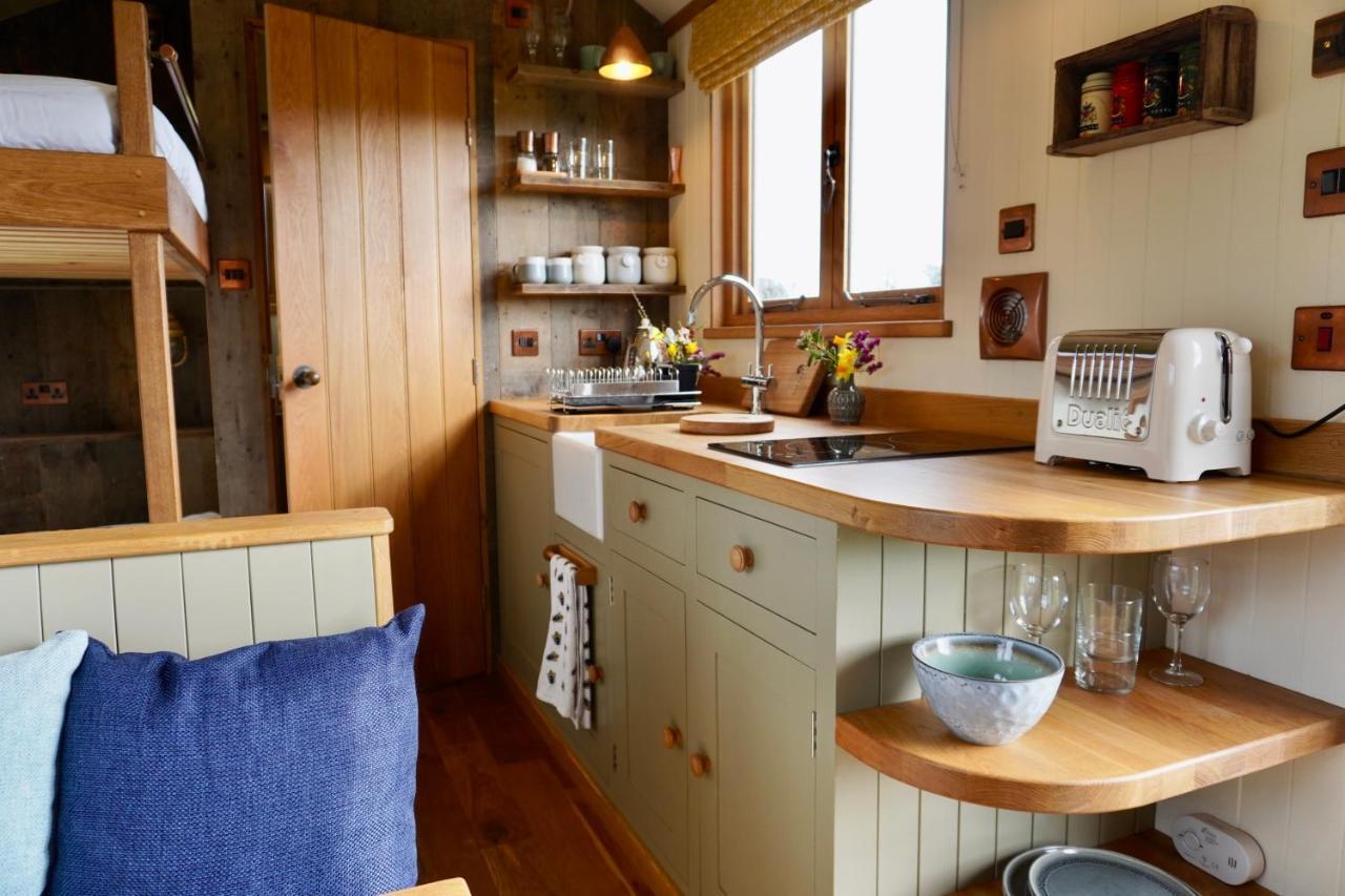 Little Ash Glamping - Luxury Shepherd's Huts Holiday home *